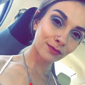 Meet your Posher, Stacie